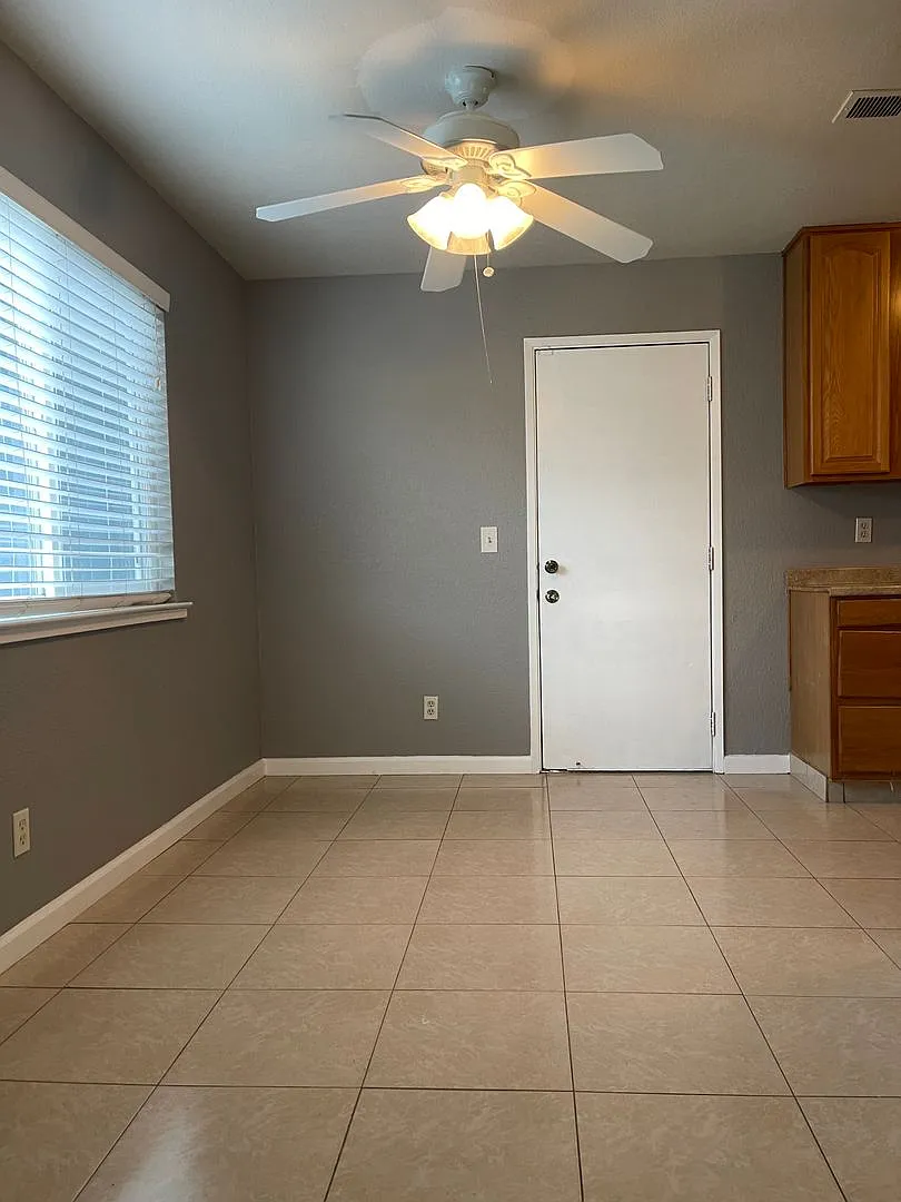 Cozy home in Riverbank — Photo 3