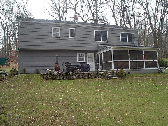 patio and screened in porch