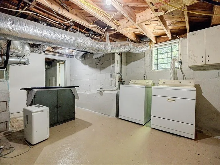 1716 Beacon Hill Blvd NE #1 — Photo 13