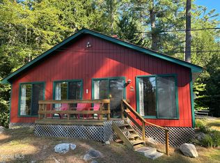 22 Memory Ln, Chestertown, NY 12817