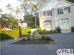 17 West Dr, Brick, NJ 08724