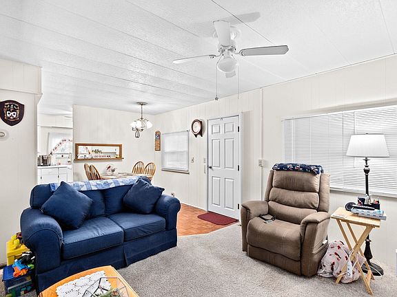 3rd image of 11 Timber Ln