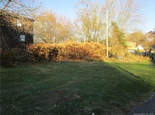 1660 Reservoir Ave, Bridgeport, CT 06606