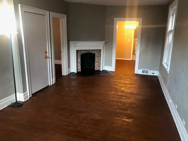 315 Grant St #2 — Photo 2