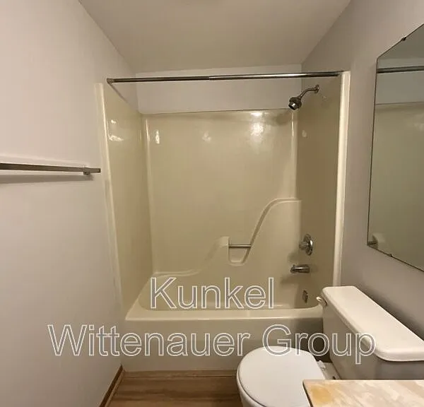 225 Eagle Rdg — Photo 12