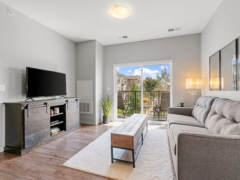 Arcadia - 2 Bed / 2 Bath - 1,016 Sq.Ft.