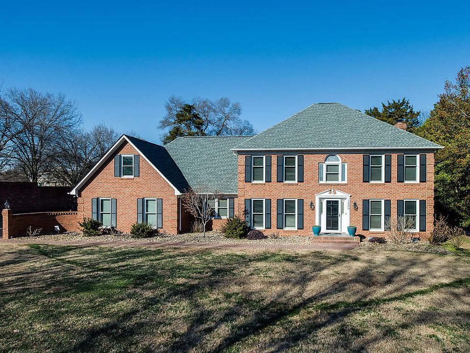 1st image of 2840 Winding Oak Dr