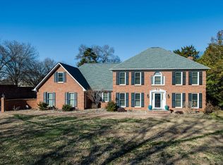 2840 Winding Oak Dr, Charlotte, NC 28270