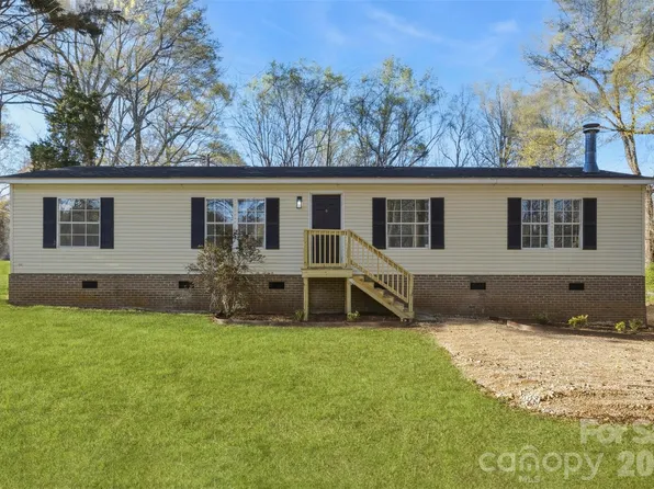 1123 Dallas Stanley Hwy, Dallas, NC 28034