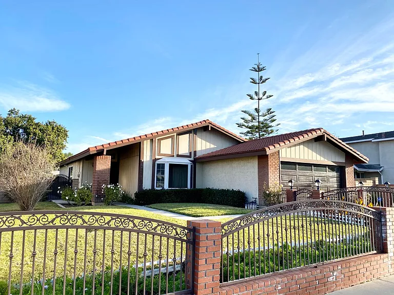 23527 Gold Nugget Ave — Photo 25