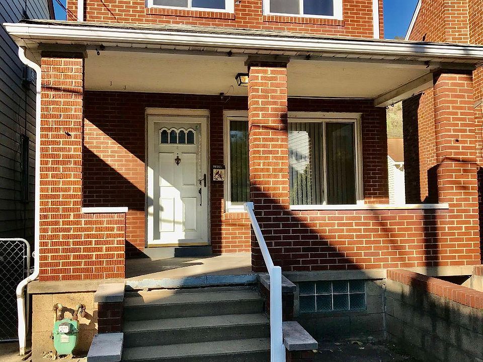 Cute, cozy house in walkable Sharpsburg, located on a great, flat street! Spacious front porch to enjoy the warm weather evenings!