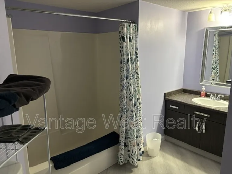 727 Houghton Rd #201 — Photo 16