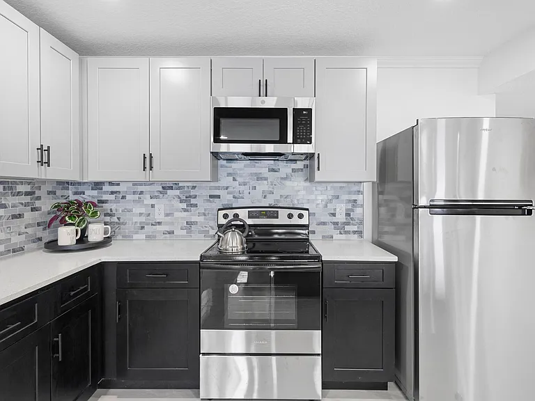 1824 Lake St #2 — Photo 9
