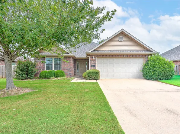 501 W Worchester St, Siloam Springs, AR 72761