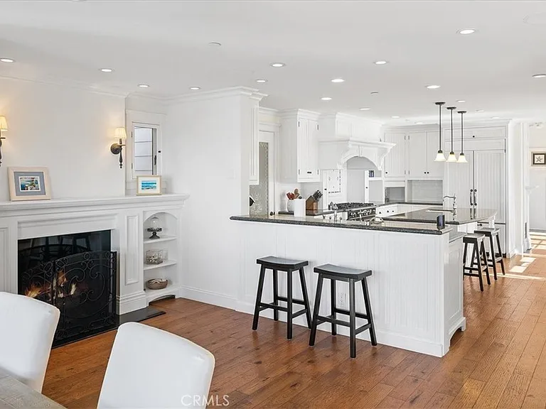 50 N La Senda Dr — Photo 19