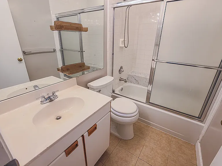 7 Pipe Hill Ct #B — Photo 18