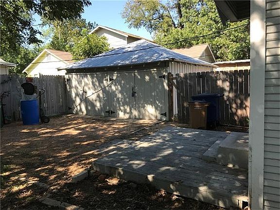 2nd image of 5317 Aurora Dr #B