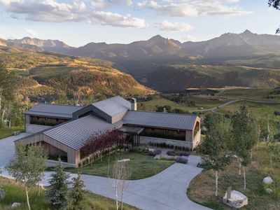 236 E Serapio Dr, Telluride, CO, 81435