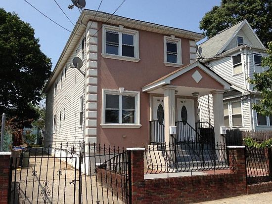 1st image of 10824 172nd St
