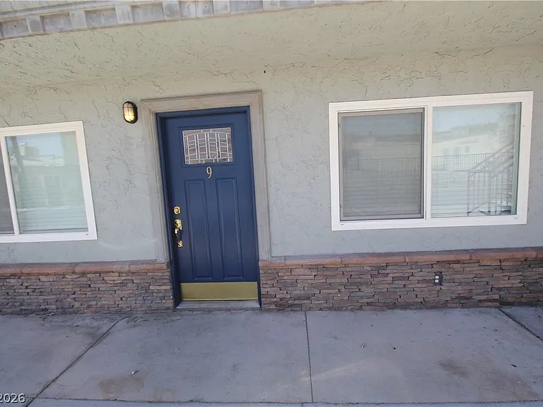 1111 S Casino Center Blvd #9 — Photo 1