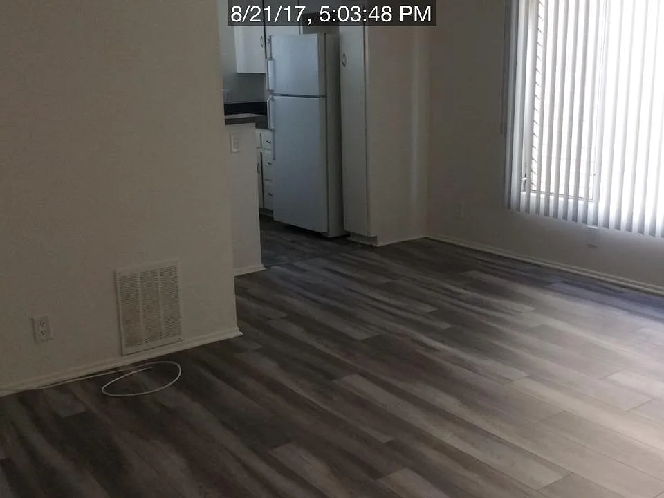 825 Euclid St #10