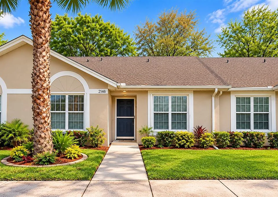 2154 Cypress Bay Blvd