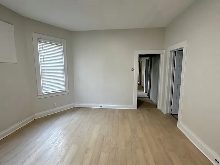 64 Van Buren St #1 — Photo 7