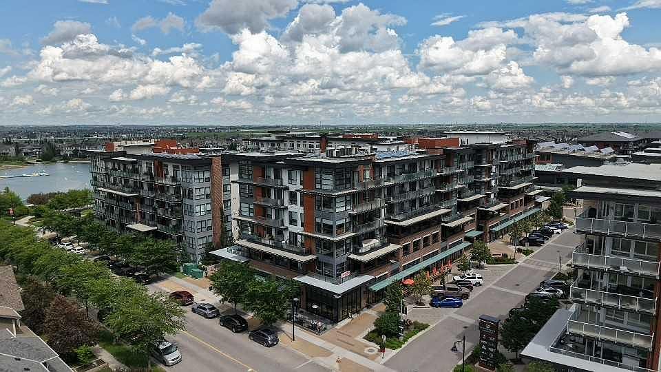 1st image of 2231 W Mahogany Blvd SE #105