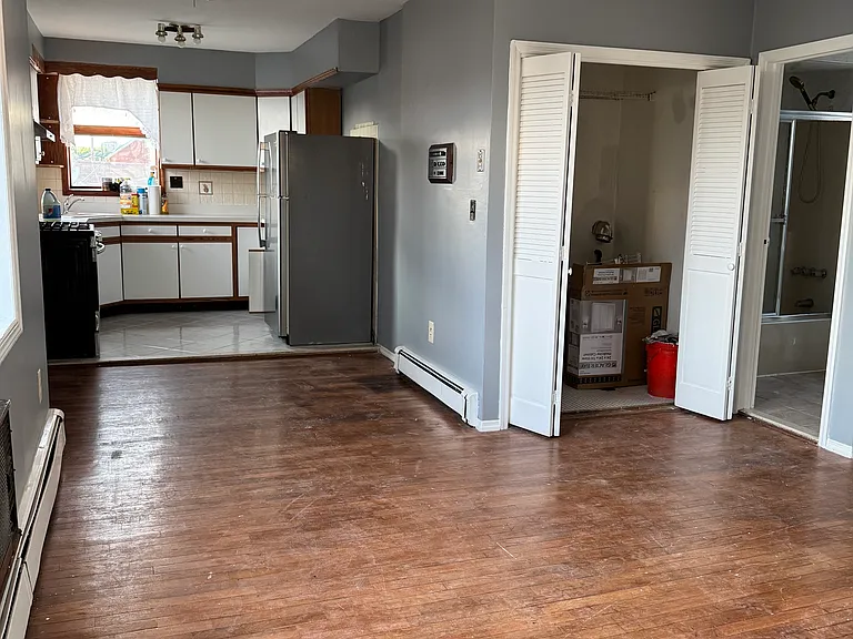 79 Saint Marys Ave #3 — Photo 2