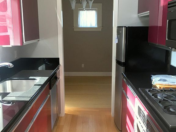 3rd image of 113 Escalona Dr