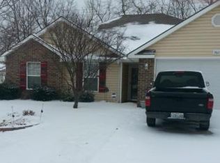 3612 SE Adams Dr, Blue Springs, MO 64014