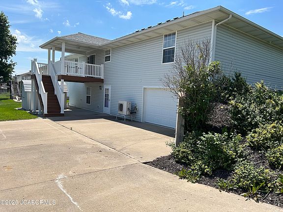 3rd image of 4064 Southampton Dr