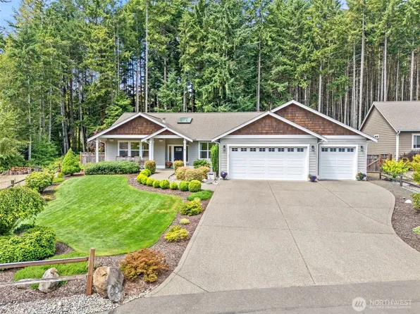 251 SW Teal Court, Port Orchard, WA 98367
