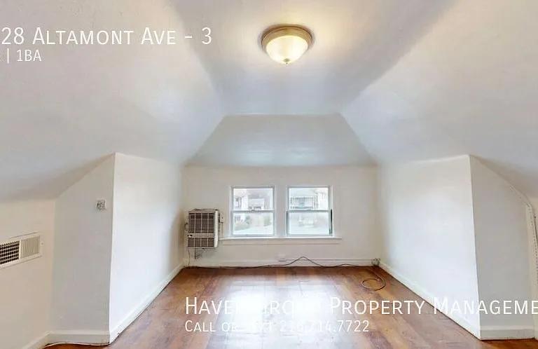 3428 Altamont Ave #3 — Photo 3