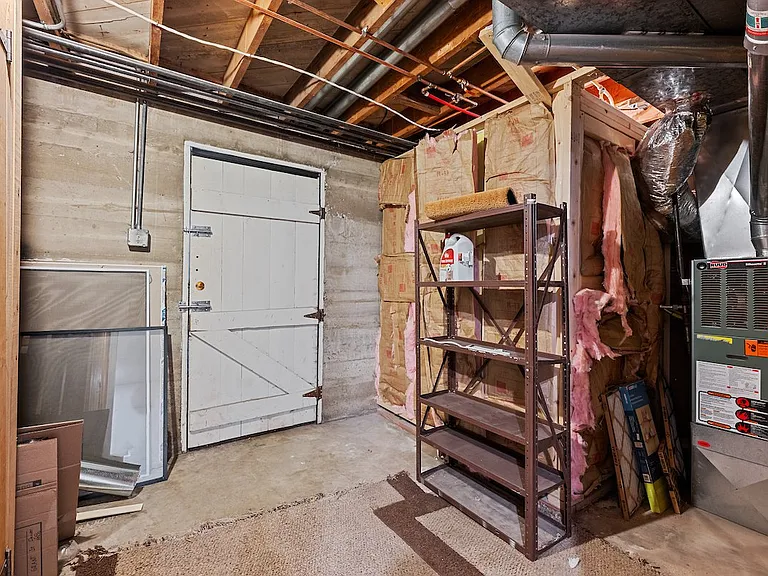 1393 S Grant St — Photo 23