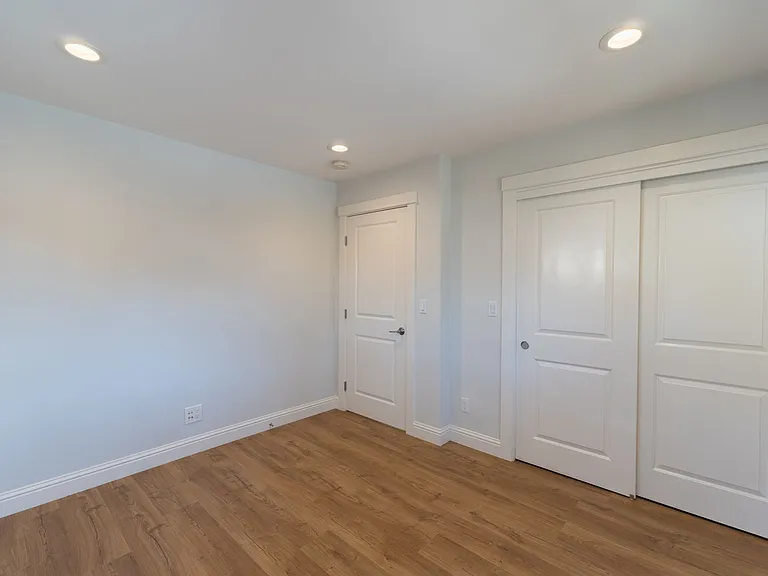 1313 Lawton Ave #A — Photo 22