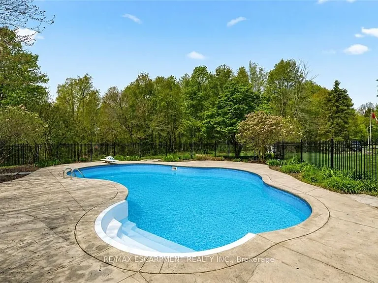 1670 Medad Springs Ct — Photo 4