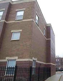 2nd image of 812 E Bowen Ave APT 1B