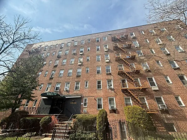 125-5 84th Ave #2, Kew Gardens, NY 11415
