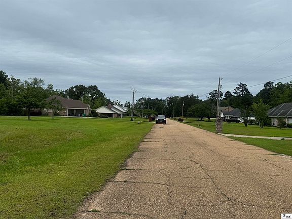 4th image of 109 Estates Dr