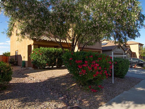 2nd image of 444 W Calle Paso Suave