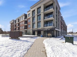1 Redfern Ave #425, Hamilton, ON L9C 0E6