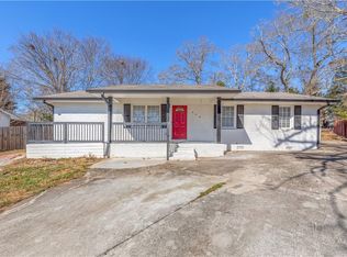 206 E 5th Ave, Winder, GA 30680