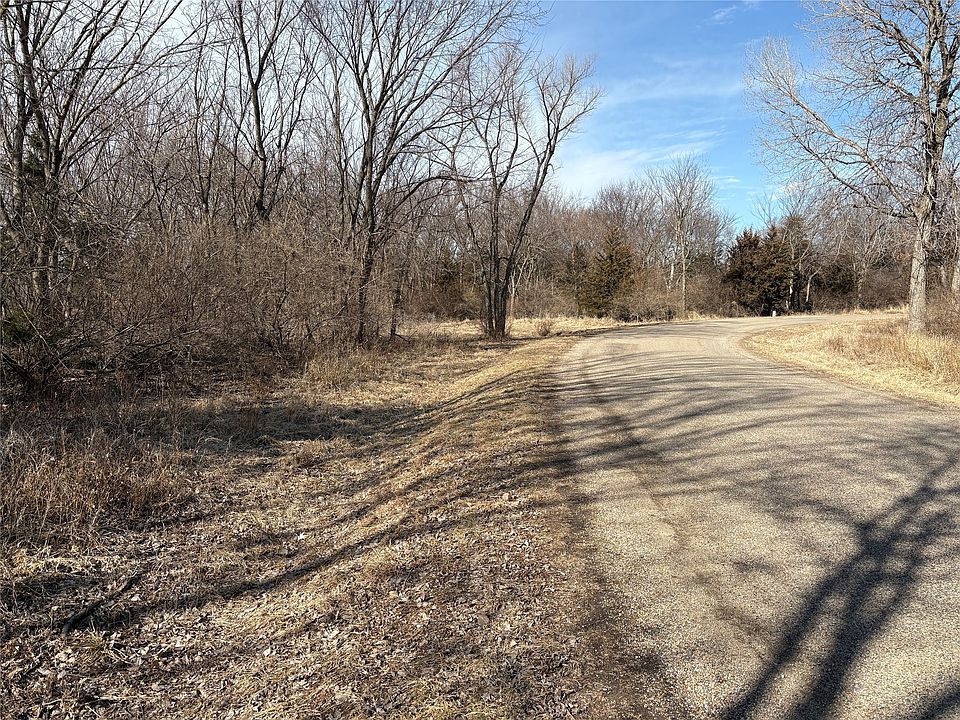 2nd image of 4438 Leo Dr