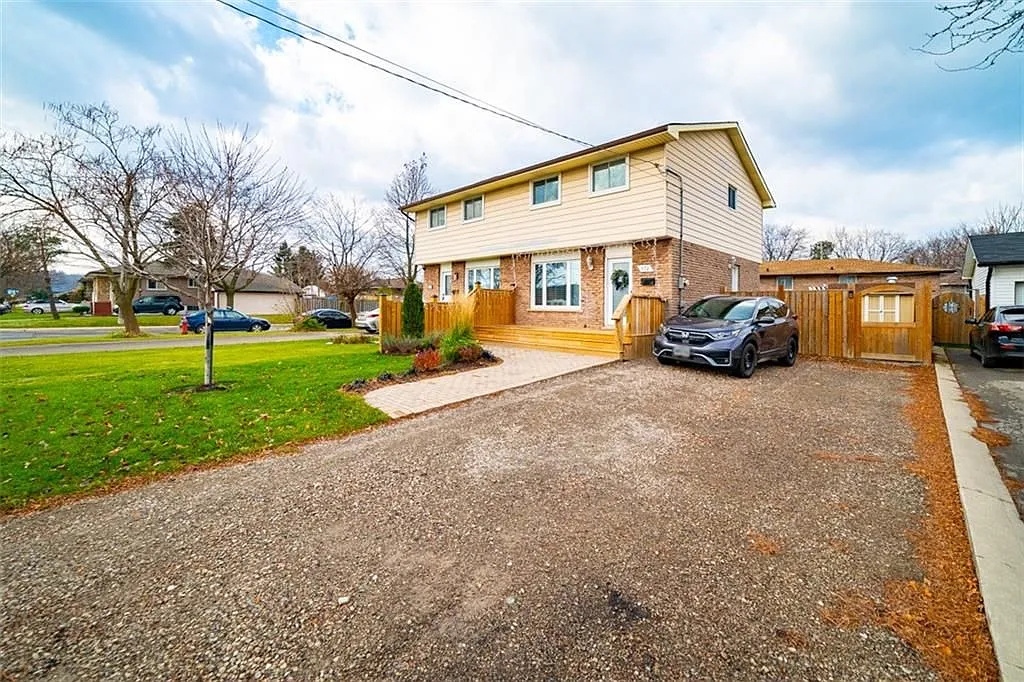 172 Berkindale Dr photo 1