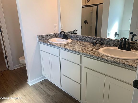 5th image of 3319 Autumn Park Dr