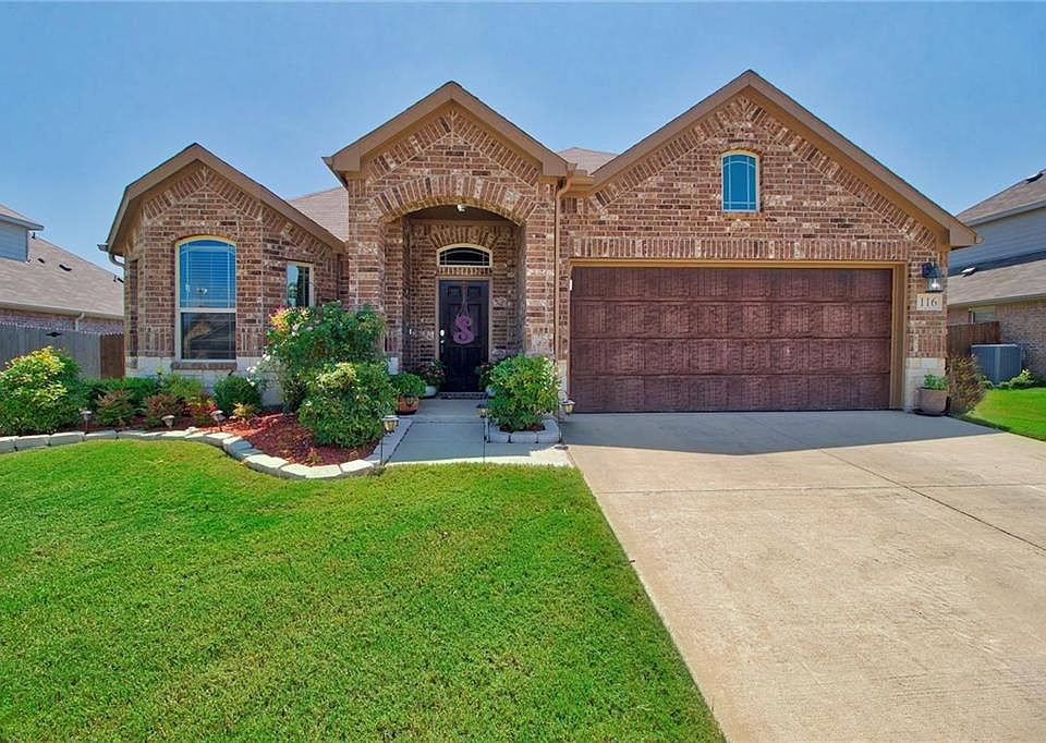1st image of 116 Eagle Feather Dr