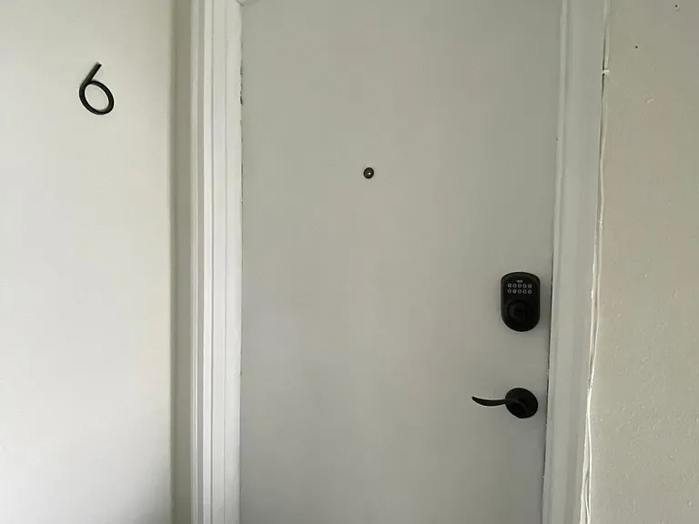 1157 Hague Ave #6 — Photo 3