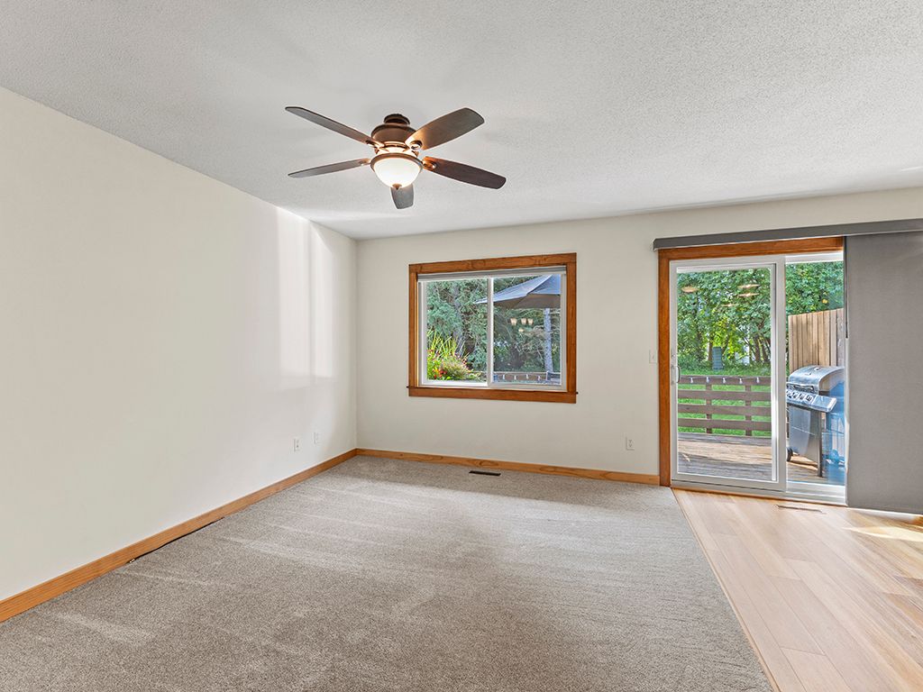 next background image