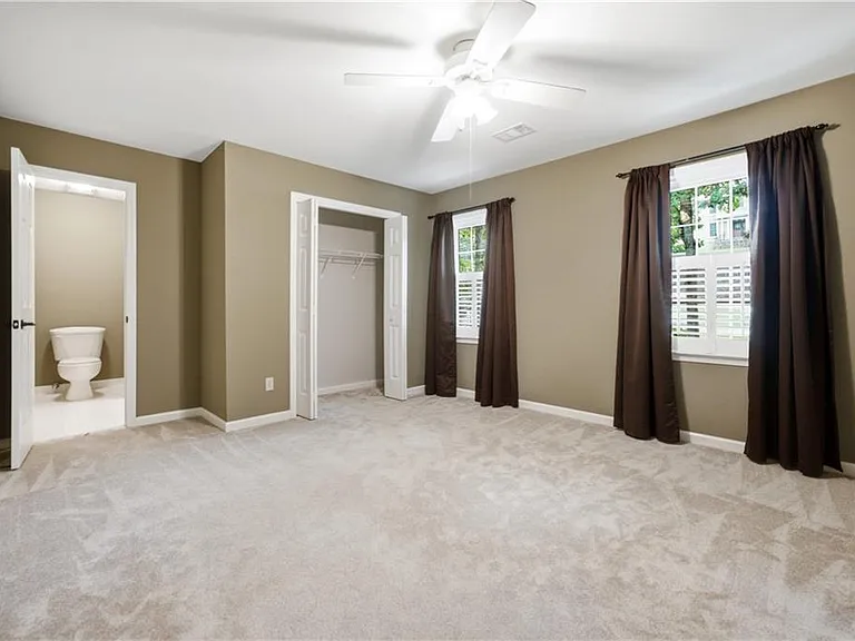 5525 Hampstead Way — Photo 23
